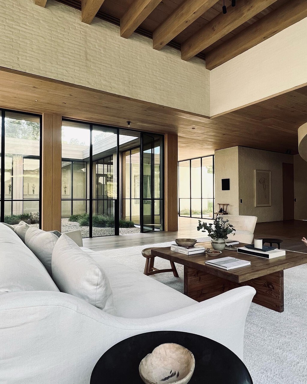 Adiós a las ventanas de toda la vida: esta es la nueva tendencia más cómoda, práctica y elegante de cara al 2026