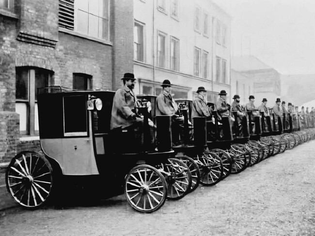 Ev Taxi 1