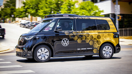 Volkswagen Id Buzz Robotaxi 4