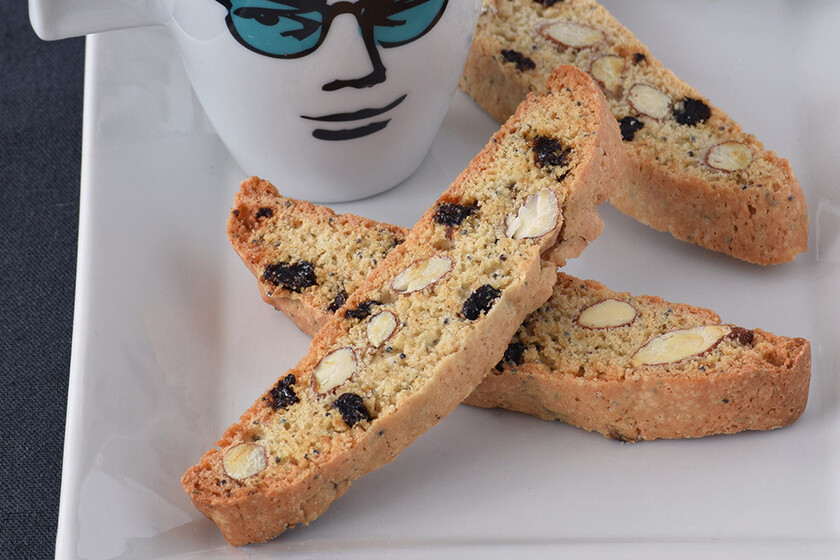 Crunchy Biscuits To Dip In Your Coffee Bullfrag