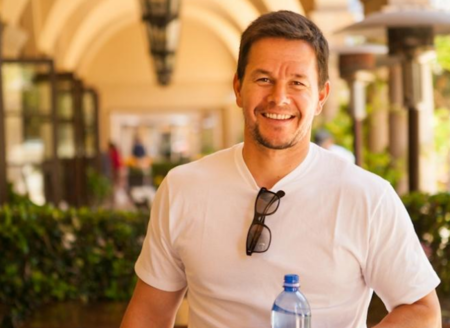 ¡Mal rollito! Mark Wahlberg no fue a la boda de su hermano