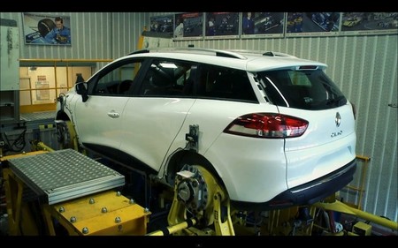 El Renault Clio familiar también se ha desvelado por "accidente"