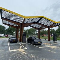 Europa obligará los países a instalar puntos de recarga para coches eléctricos cada 60 km y de estaciones de hidrógeno cada 200 km