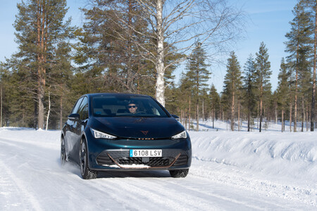 Cupra Born Prueba Hielo 4