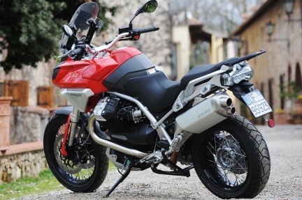 Moto Guzzi Stelvio 1200