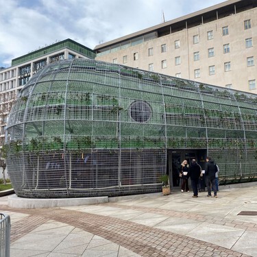 Madrid se despide del búnker de la Plaza de España: así es el nuevo Café Cervantes que ha tardado cuatro años en abrir 