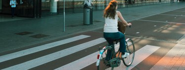 La multa de 200 euros más previsible que la DGT tiene reservada para los ciclistas urbanos