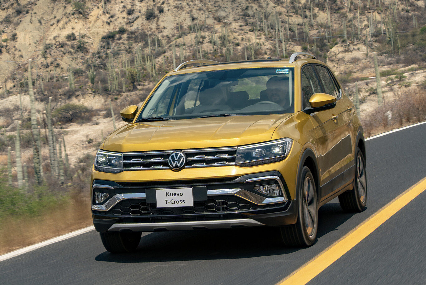 Volkswagen T-Cross 2022, lo manejamos: cambia a pasaporte indio y estrena motor turbo en México