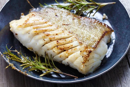 Una apuesta por el bacalao fresco de temporada: qué es, qué propiedades tiene y en qué recetas sacarle todo el partido