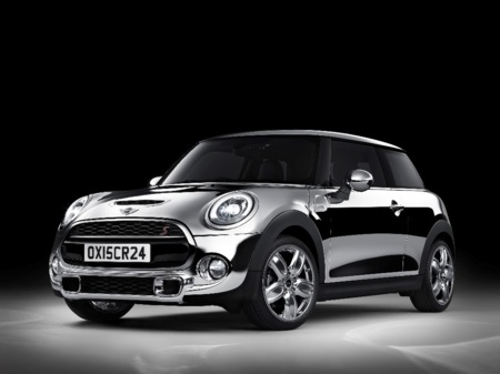 Mini Chrome, nuevo y brillante tono de carrocería, con gafas de sol incluidas