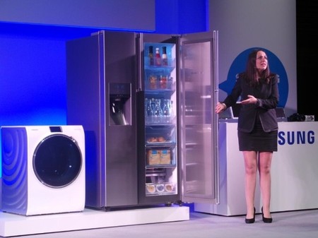Samsung WW9000, una lavadora a la que sólo le falta cargar la ropa por si sola