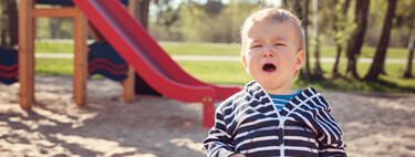 Mi hijo llora cada vez que nos vamos del parque: qué hacer (y que no) para gestionar el momento de forma positiva