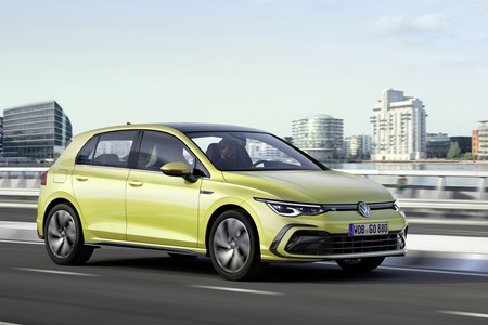 El Volkswagen Golf R-Line ya está aquí, con una parrilla aún más ancha, Face Light y más equipamiento