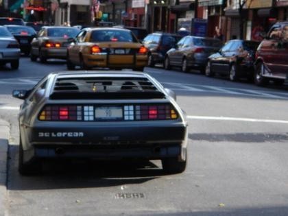 Factores de fracaso del DeLorean