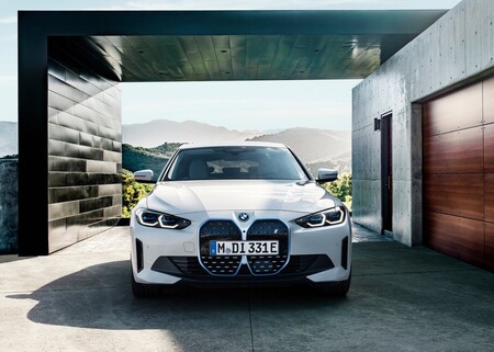 Bmw I4 2022 1600 15