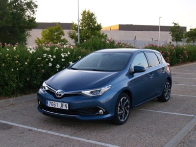 Probamos el nuevo Toyota Auris 120T: diseño, interior y equipamiento 