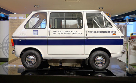 El primer coche eléctrico de Suzuki cumple 50 años, un kei car monovolumen de 6 CV y 50 km de autonomía