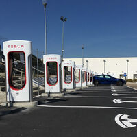 Elon Musk tiene la solución para la peor crisis energética en la historia de Europa: más gas, más petróleo y más nucleares