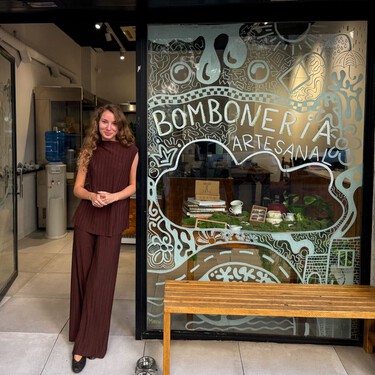 Tenía problemas con el gluten, el azúcar blanca y la lactosa, pero quería comer bombones, así que montó su propio obrador en Barcelona