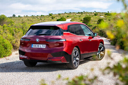 BMW iX xDrive50