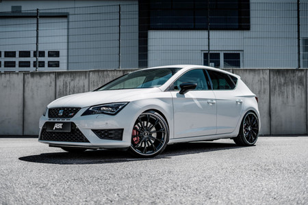 ABT le pone un gran toque al SEAT León CUPRA y lo lleva a los 370 hp