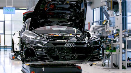 AUDI4