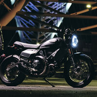 Ducati Scrambler 800 Nightshift: una nueva personalidad para la scrambler italiana con 72 CV y motor Euro5