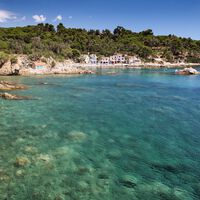 Pequeña, preciosa y con mucha historia: así es la cala de la Costa Brava que más triunfa en las redes