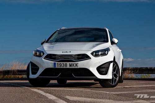 Probamos el Kia Ceed Tourer PHEV, el compacto híbrido enchufable más barato de España me ha convencido por su bajo consumo y confort