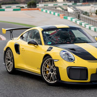 El Porsche 911 GT2 RS bate el récord del circuito alemán de Sachsenring, en vídeo
