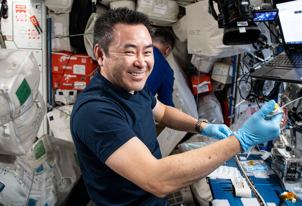 Fabricar materiales para el espacio está bien. Fabricar materiales en el espacio es mucho mejor porque lo cambia todo