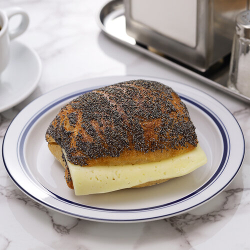 Copenhague es famosa por sus restaurantes de alta cocina, pero lo que de verdad gusta a los daneses es este insulso montado de queso y mantequilla