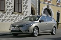 El Kia Cee'd aumenta su equipamiento, pero mantiene precios