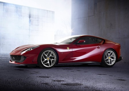 Ferrari presentará otro coche híbrido a finales de este mes