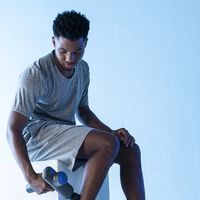 Masajes deportivos en casa con en masajeador Yunmai de Ansu Fati rebajado hoy en eBay