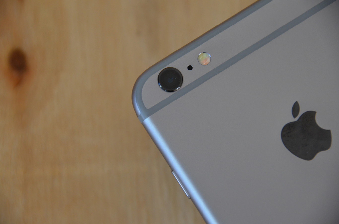 Sostuzione Altoparlante Auricolare IPhone 14 - Guida Di Riparazione IFix - Foto 9