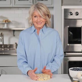 Martha Stewart (84 años): "Me encanta un buen desayuno. No todos los días, porque no necesito carbohidratos, grasas y azúcar con demasiada frecuencia, pero sí una vez por semana, cuando tengo familiares en casa o antes de hacer ejercicio"