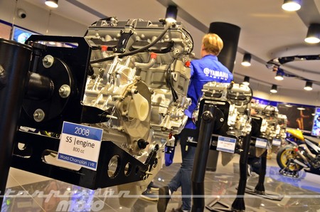 Yamaha Racing 035