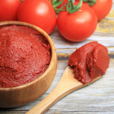 Antes solo lo usaba para cocinar, ahora lo meto también en los bocadillos y es la mejor forma de dar sabor a tomate sin complicarse 