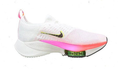 Air Zoom Tempo Next%