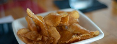 En mi casa ya no compramos patatas de bolsa. Las hacemos nosotros con el microondas: solo hace falta un cacharro de 11 euros