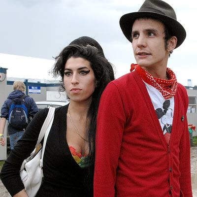 Amy Winehouse privada de su marido, una vez más
