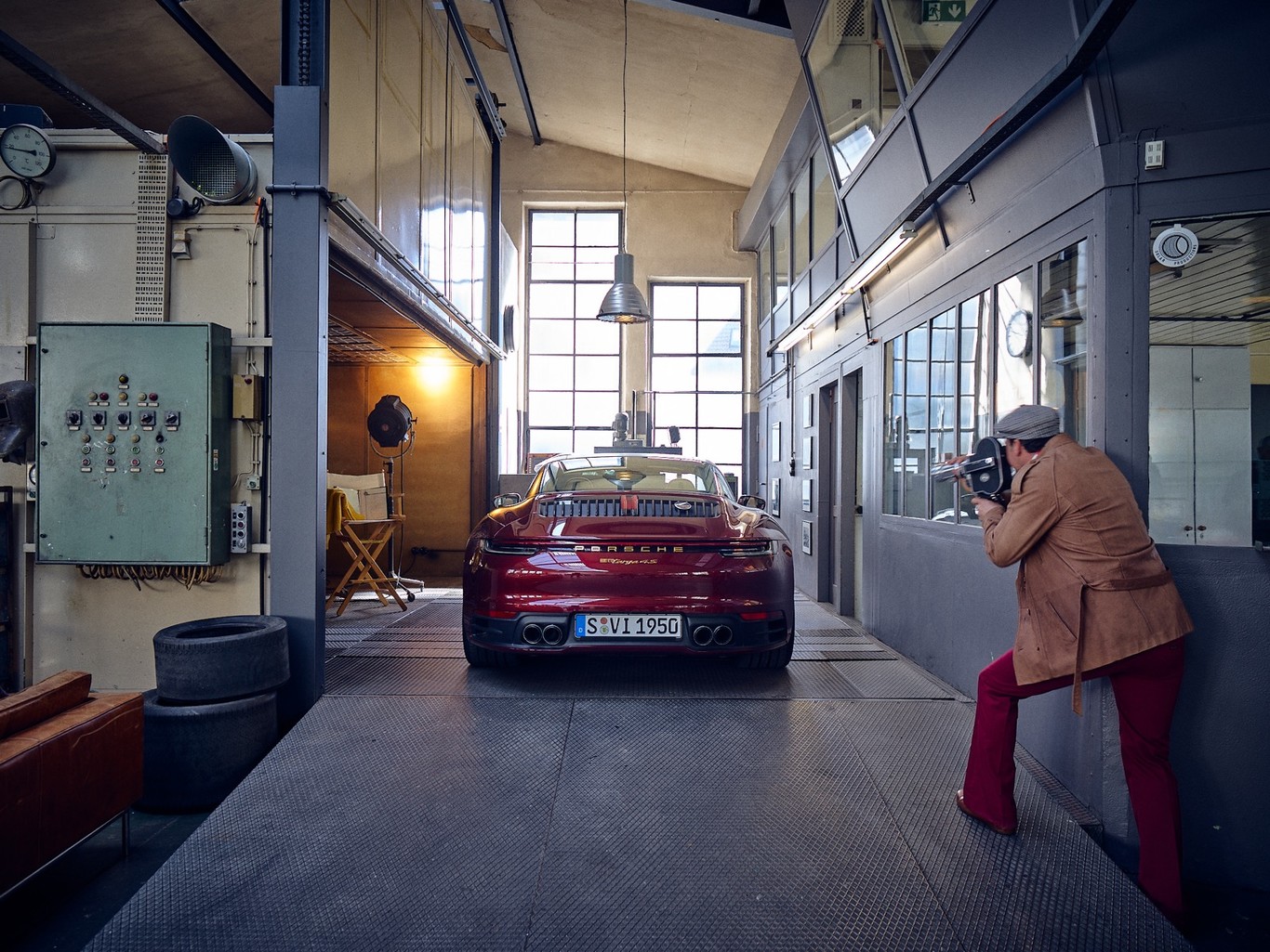 Porsche 911 Targa Heritage Design Edition: porque lo vintage está de moda, llega una línea de diseño para llevar el 911 moderno al pasado