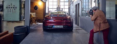 Porsche 911 Targa Heritage Design Edition: porque lo vintage está de moda, llega una línea de diseño para llevar el 911 moderno al pasado
