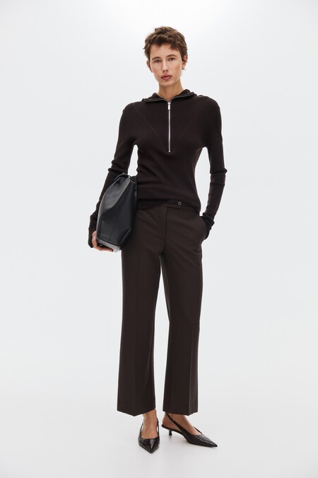 pantalón tobillero bootcut