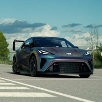 ¡Mucho más que un showcar! El CUPRA UrbanRebel se luce en movimiento, y suena como un demonio eléctrico