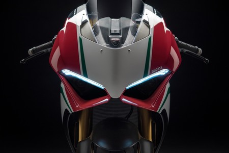 Aquí tienes 17 motos de ayer y de hoy con motor V4, porque la Panigale V4 no es la primera