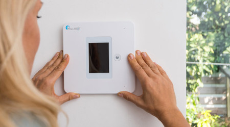 Avisar en caso de caída: este es el objetivo de este sensor de pared pensado para usar en el hogar