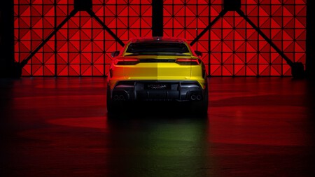 Lamborghini Urus SE Performante