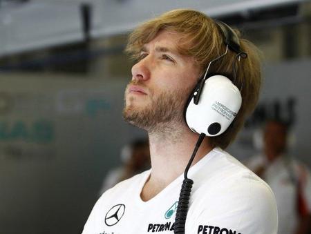 Sauber lo hace oficial. Nick Heidfeld sustituirá a Pedro de la Rosa